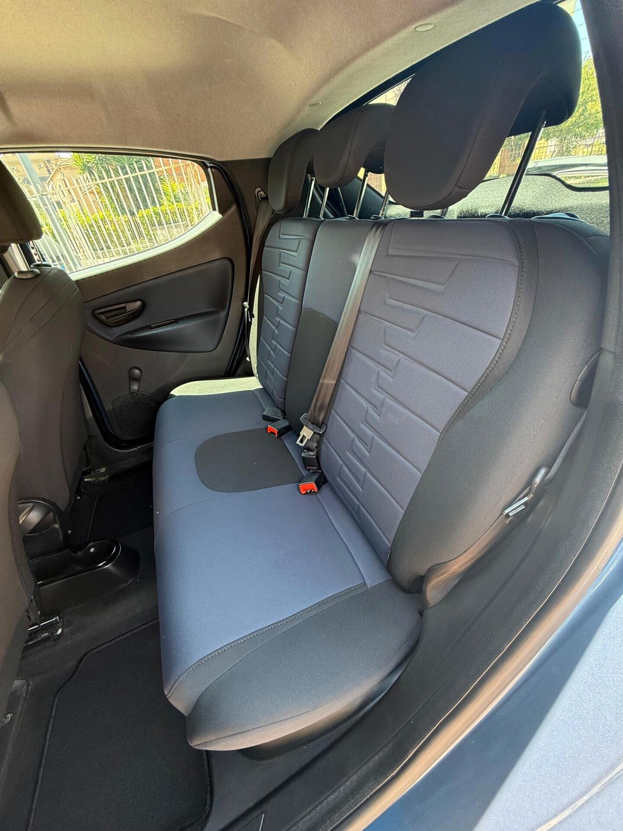 Lancia Ypsilon Hybrid 70cv *CARPLAY