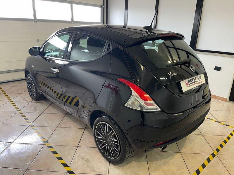 Lancia Ypsilon 1.0 FireFly 70cv S&S Hybrid GOLD PLUS