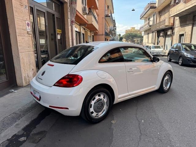 Volkswagen Maggiolino 1.6 TDI Design