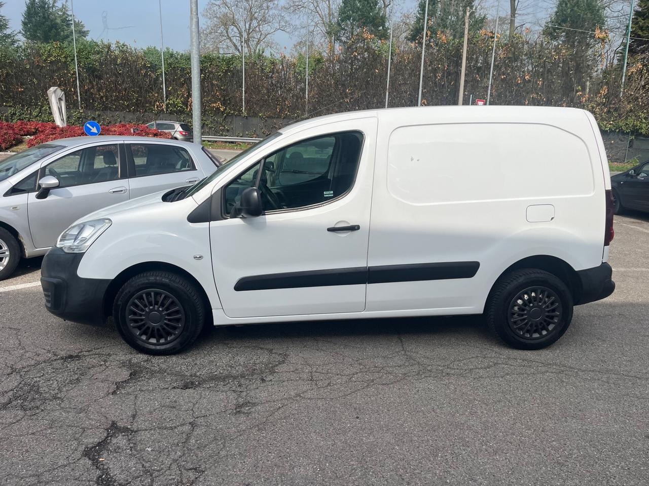 Citroen Berlingo BlueHDi 100 Van 3 posti Club L1