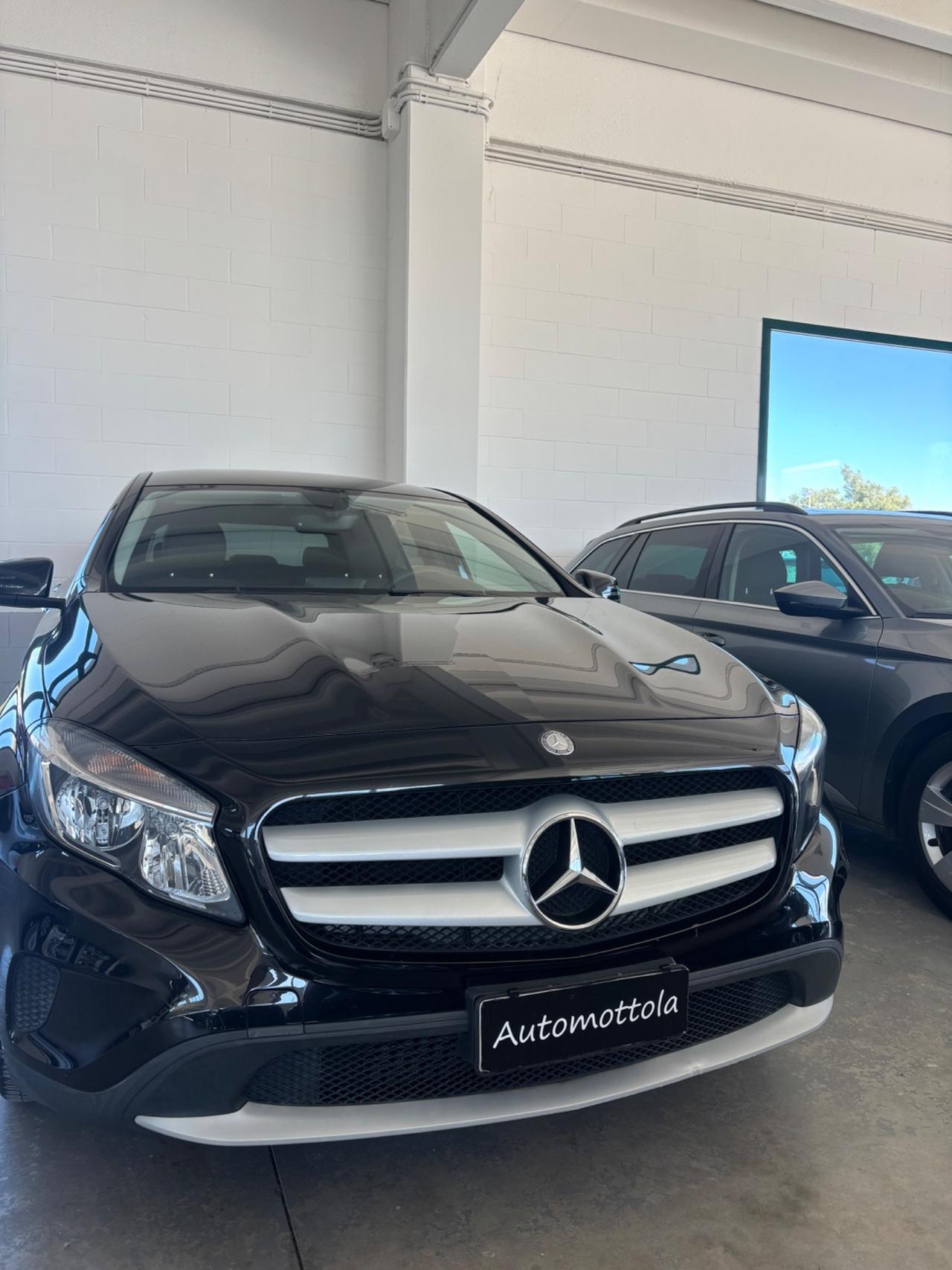 Mercedes-benz GLA 180 CDI Premium