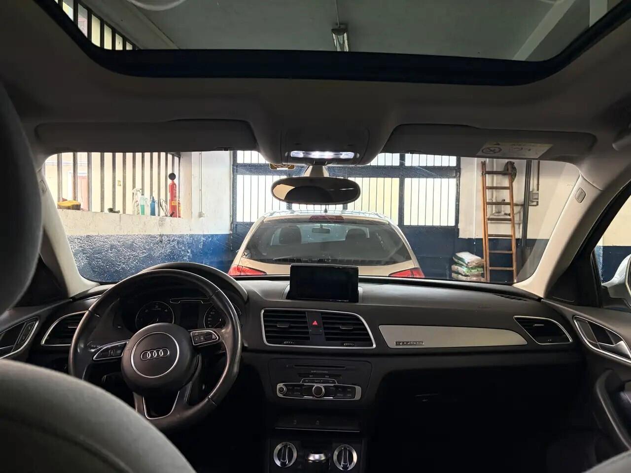 Audi Q3 2.0 tdi S line edition quattro 140cv s-tronic