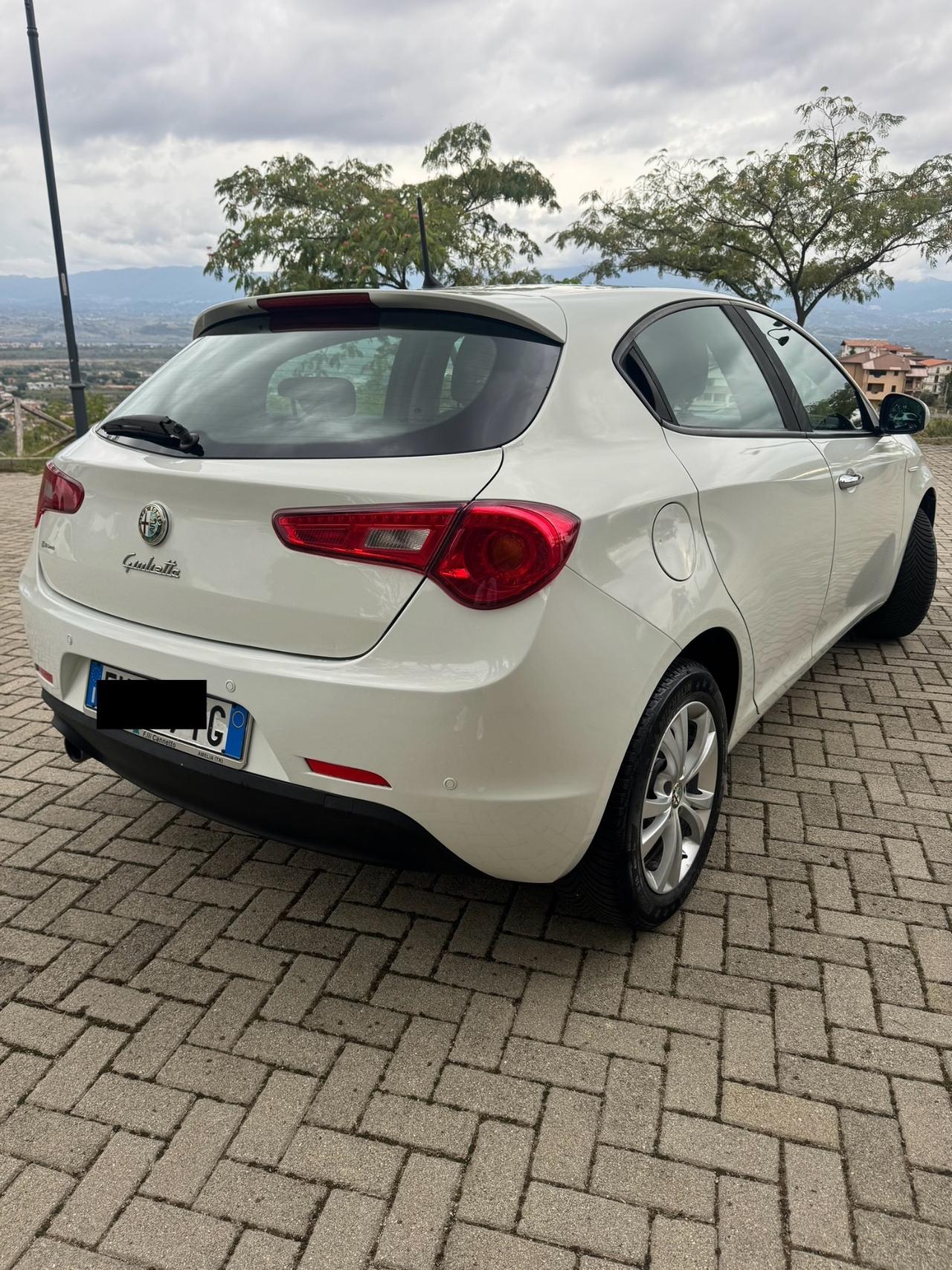 Alfa Romeo Giulietta 1.6 Multijet 105Cv 2014