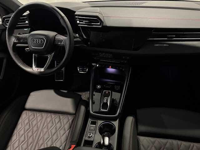 Audi A3 Sedan 35 TFSI S tronic