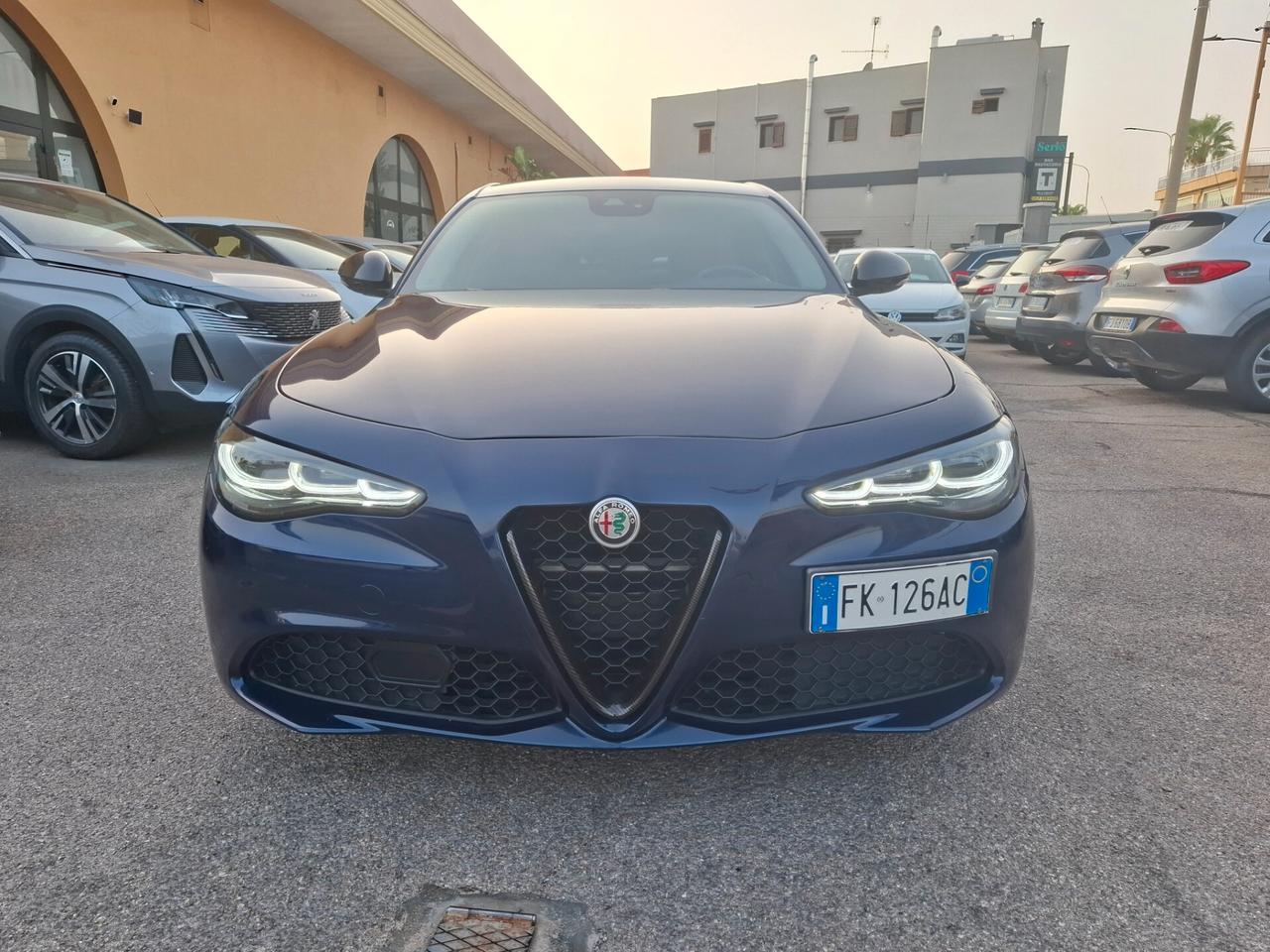 Alfa Romeo Giulia 2.2 allestimento " COMPETIZIONE "