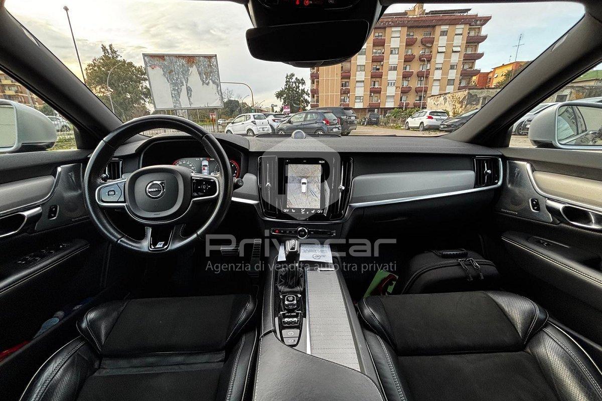 VOLVO V90 D4 R-design