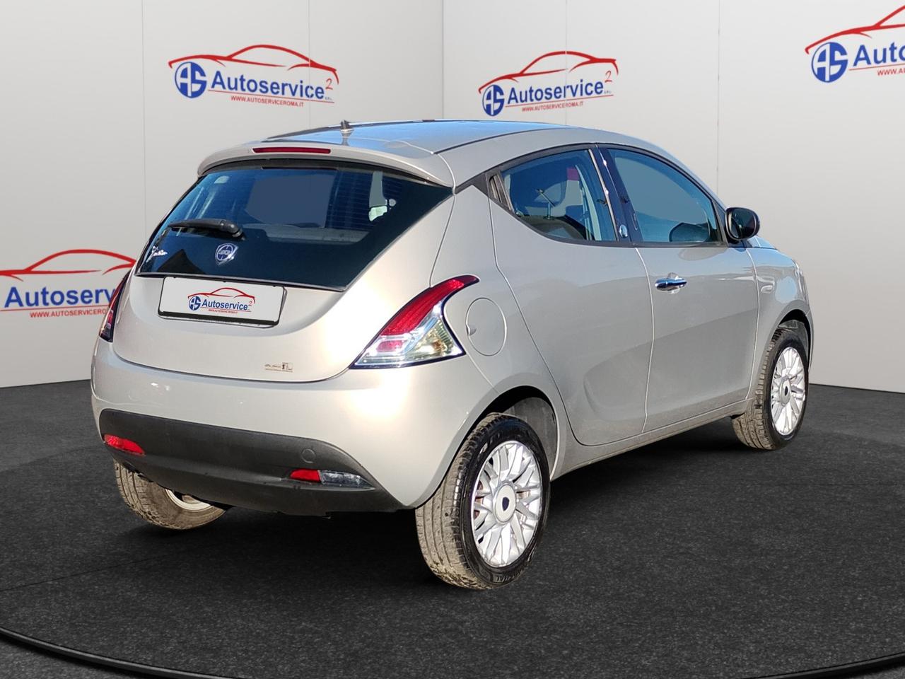 Lancia Ypsilon 5 Porte Ypsilon 0.9 t.air Gold ecochic metano 80cv
