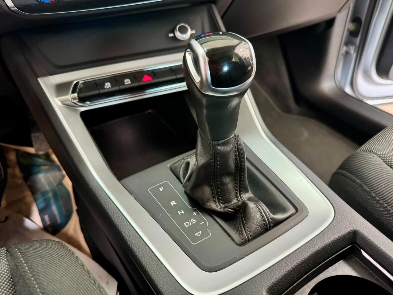 Audi Q3 35 2.0 TDI S tronic Business 2020