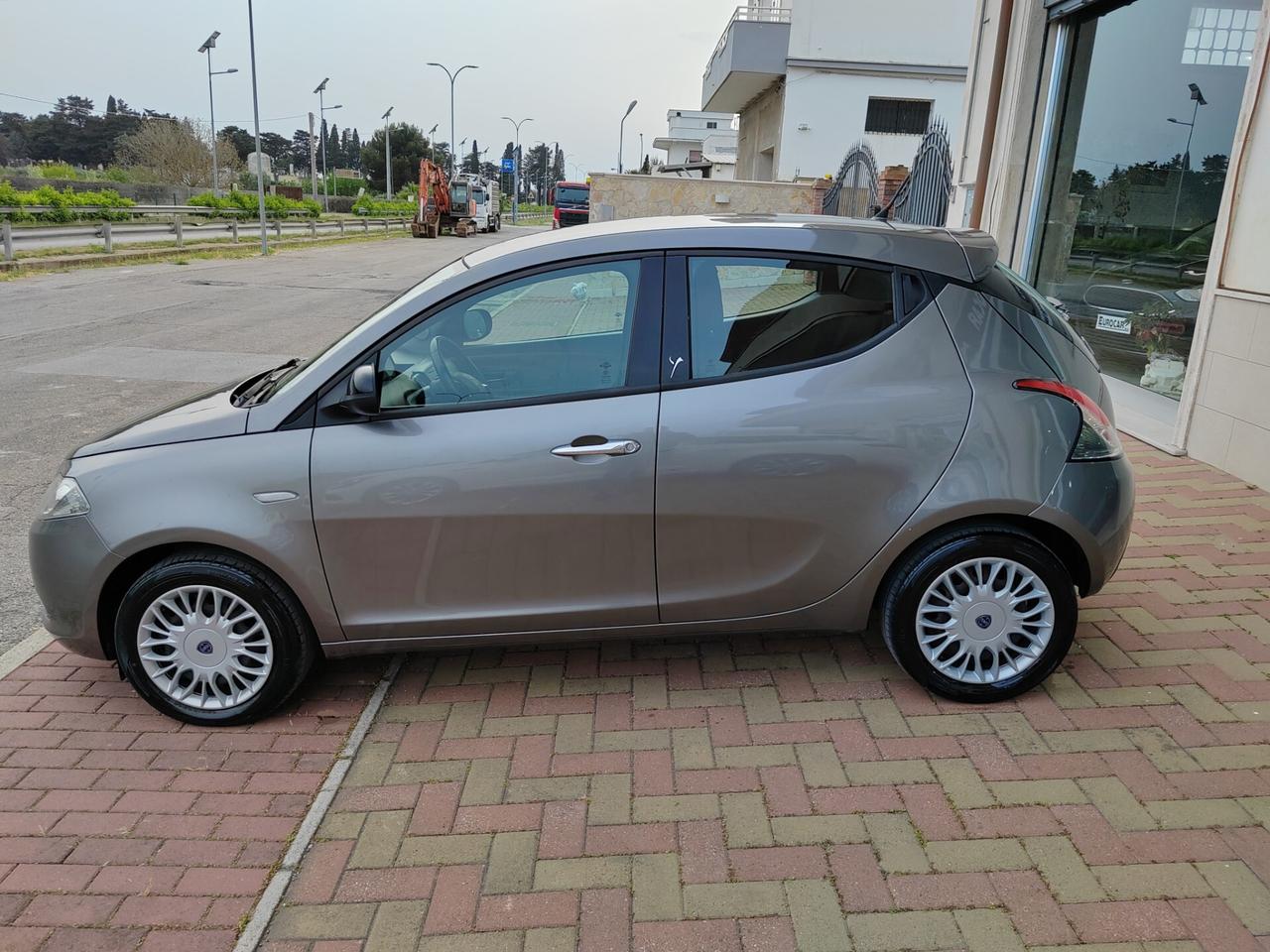 Lancia Ypsilon 1.3 MJT 16V 95 CV 5 porte S&S Gold