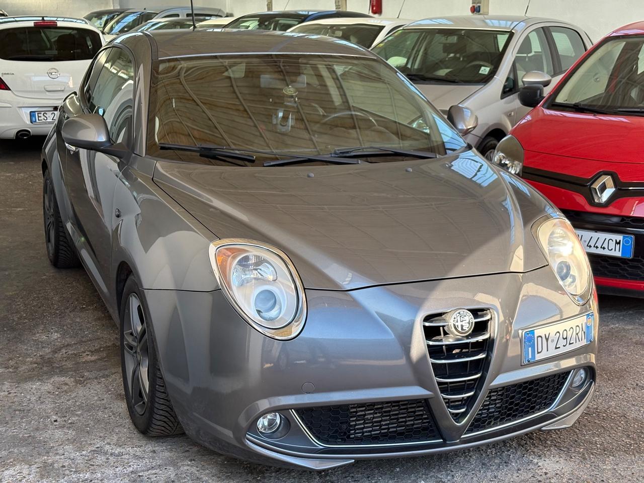 Alfa Romeo MiTo 1.6 JTDm 16V Distinctive Sport Pack
