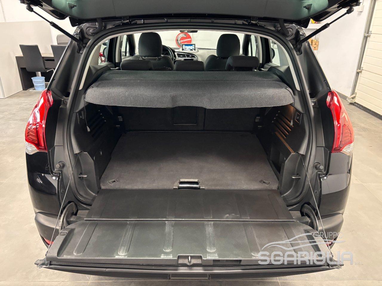 PEUGEOT 3008 1.6 Diesel Full Optional