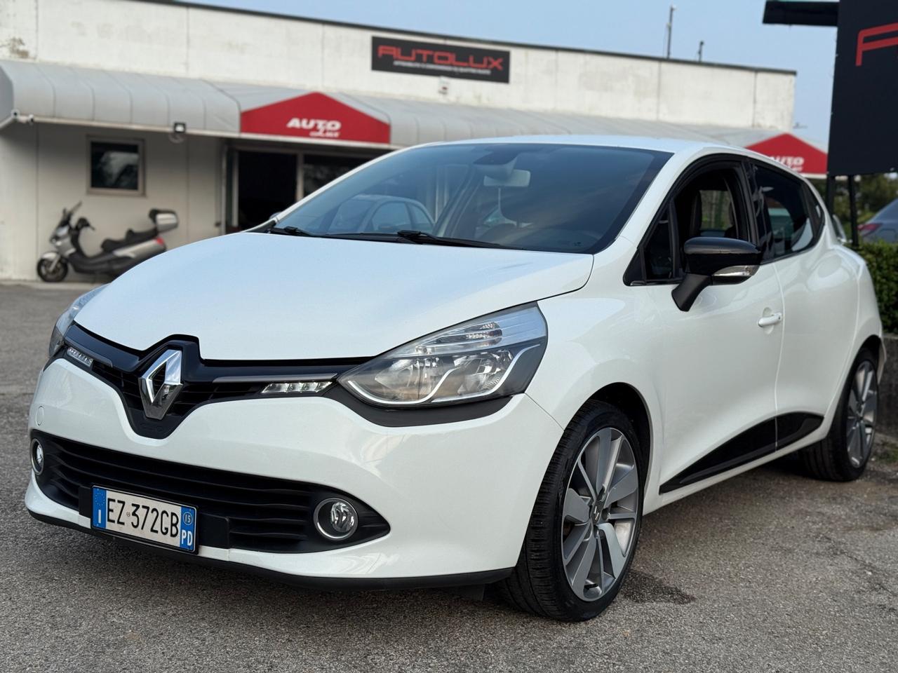 RENAULT CLIO 1.5DCI 75CV 5 porte Costume National 93.000