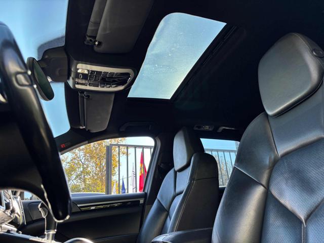 PORSCHE Cayenne 3.0 Diesel, Navi, 20", PCM