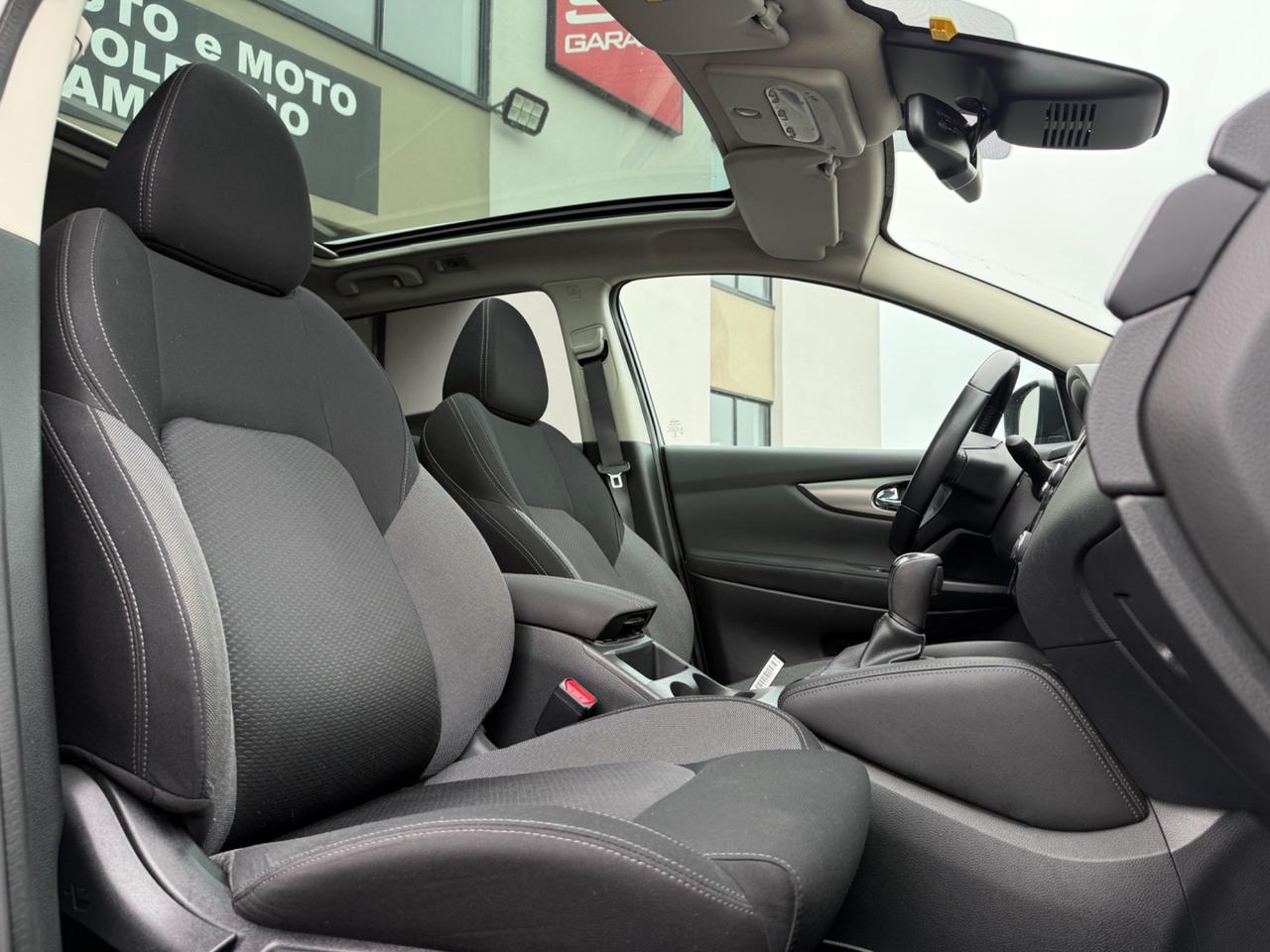 Nissan Qashqai 1.6 dCi 2WD XTronic Tekna+