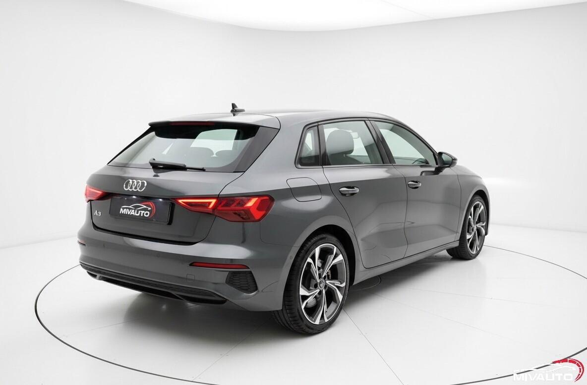 Audi A3 SPORTBACK S TRONIC LINE EDITION