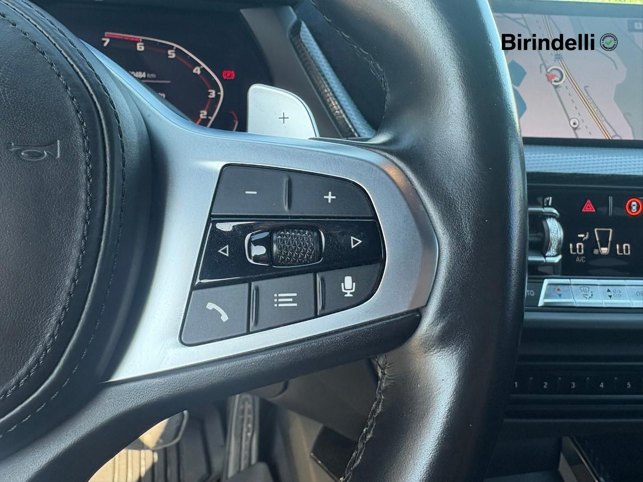 BMW Serie 1 (F40) - M 135i xDrive