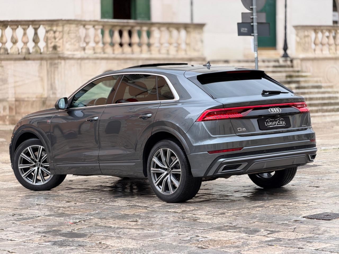 Audi Q8 50 TDI 286 CV QUATTRO S LINE EDITION TETTO MATRIX LED
