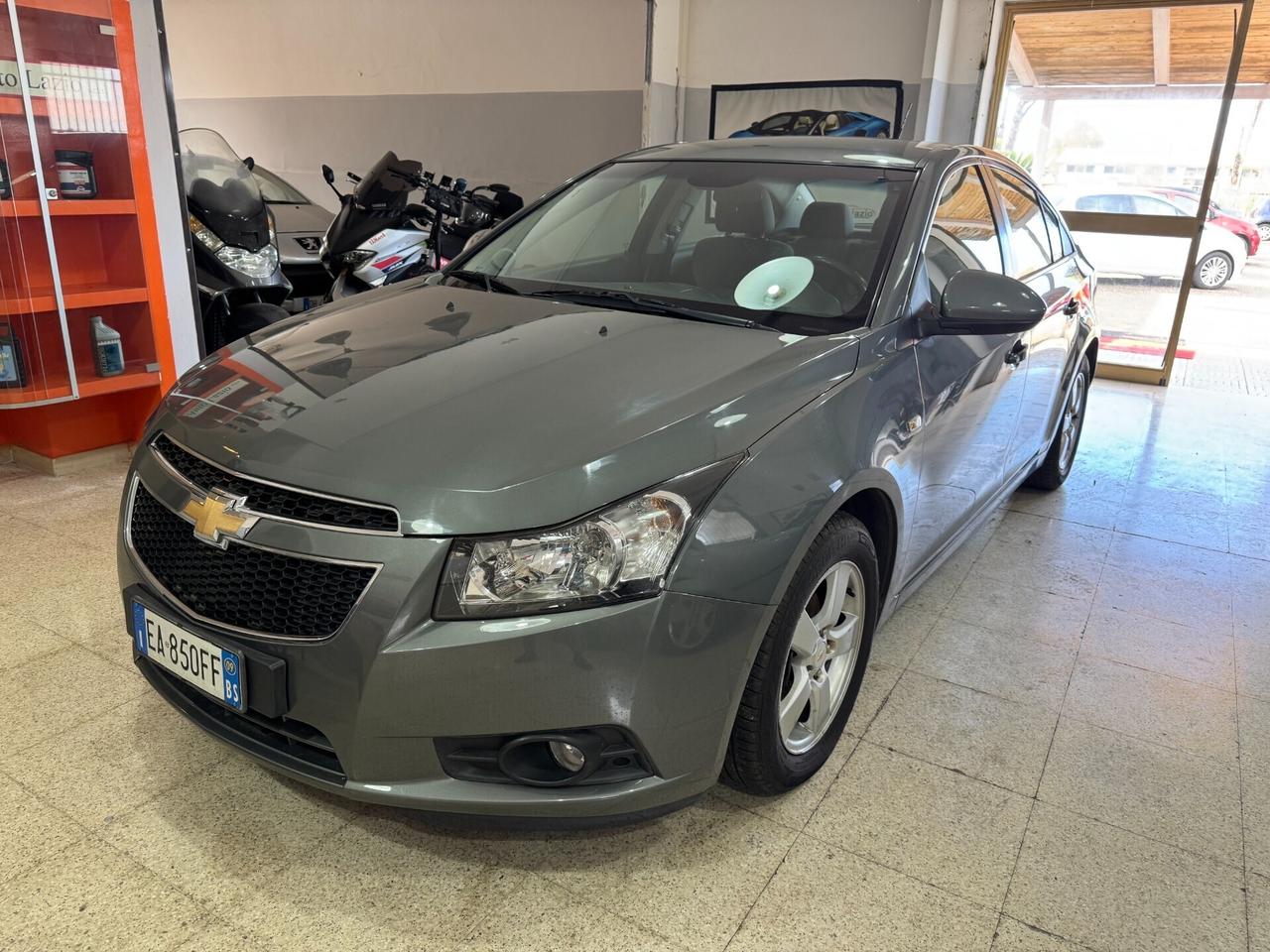 Chevrolet Cruze 1.6 cc. GPL Berlina LS OK NEOPATEN