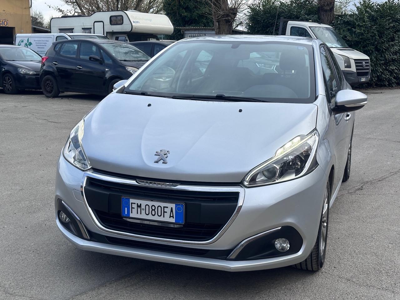 Peugeot 208 PureTech 82 5 porte Allure solo 103 mila km