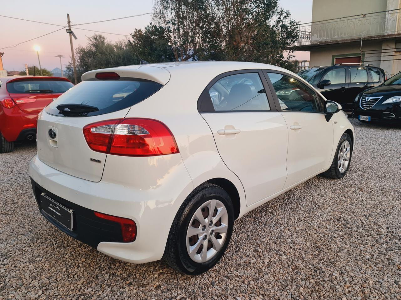 Kia Rio 1.1 CRDi 5p. Active