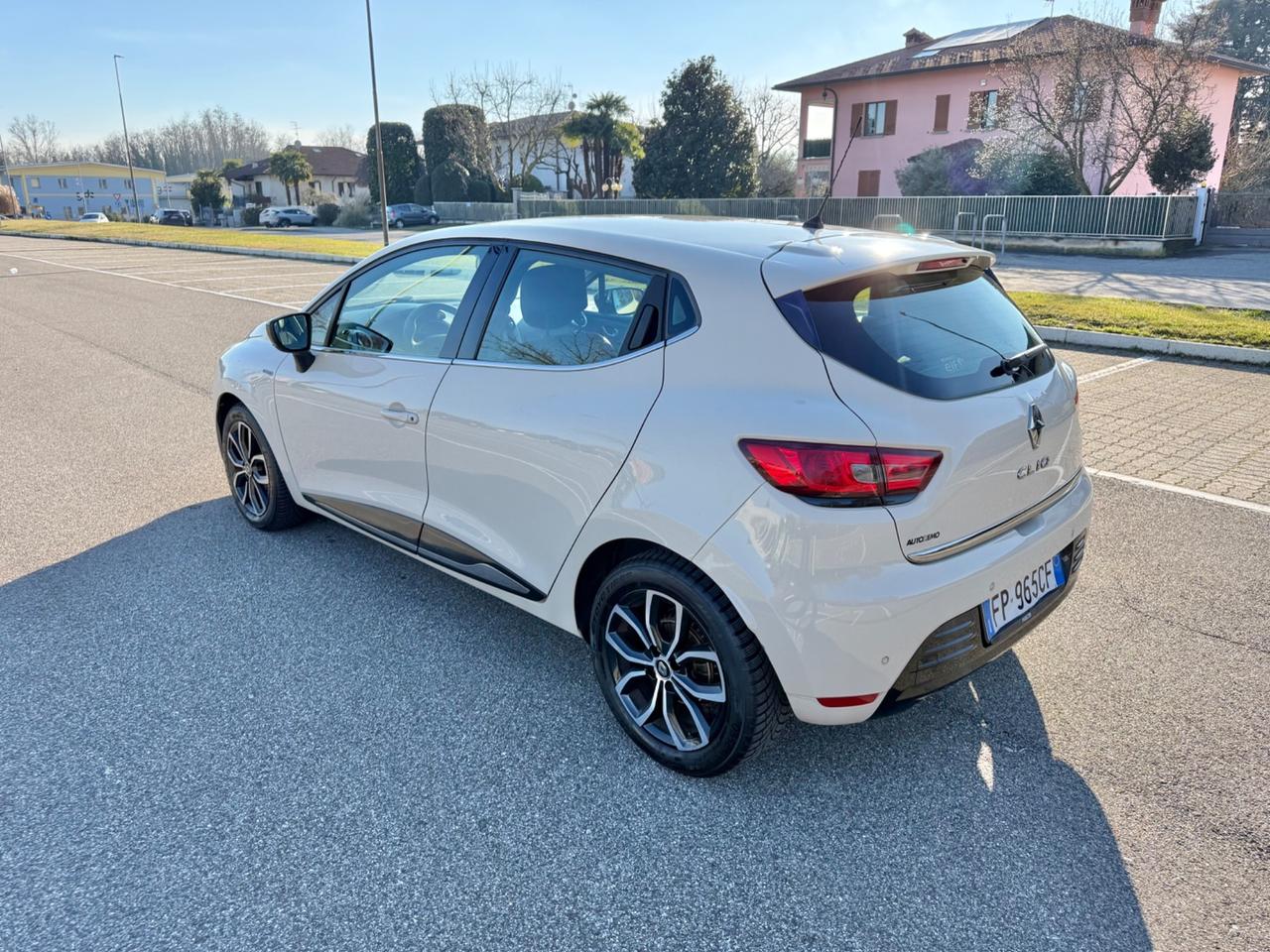 Renault Clio dCi 8V 90CV EDC Start&Stop 5P*Navi