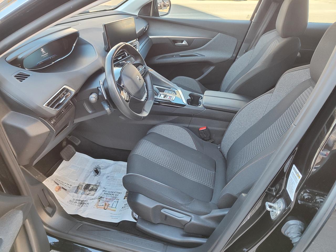 Peugeot 3008 GT Pack * 1.5 BlueHDi * Navi * Full * Garantita 12 Mesi