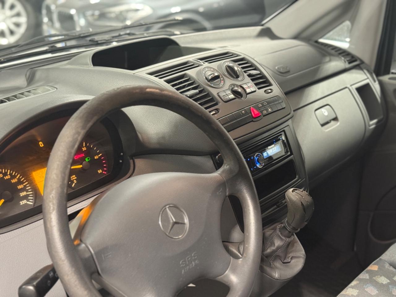 Mercedes-benz Vito 111 CDI 195.000KM 3 POSTI