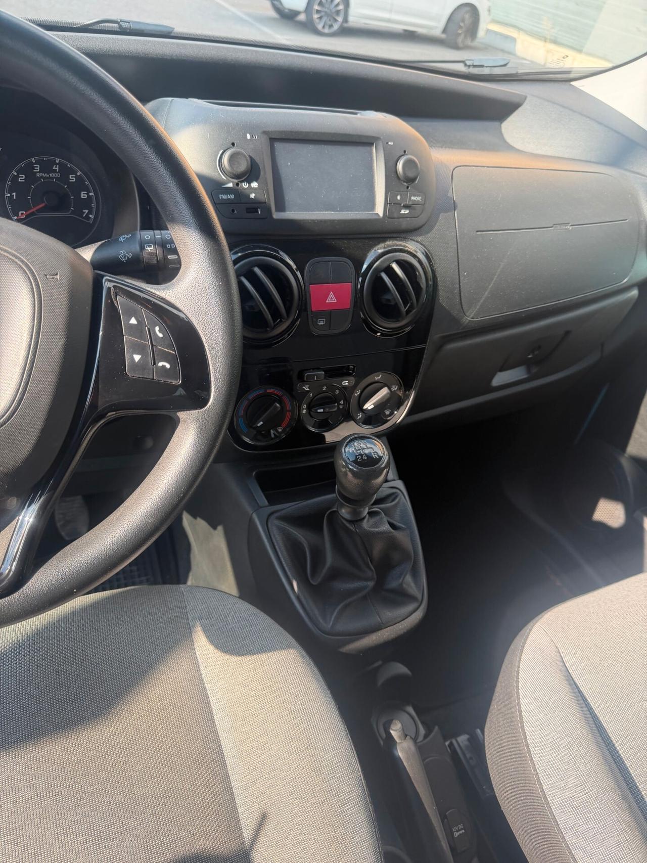 Fiat Qubo 1.4 - NEOPATENTATI - 12 MESI DI GARANZIA -
