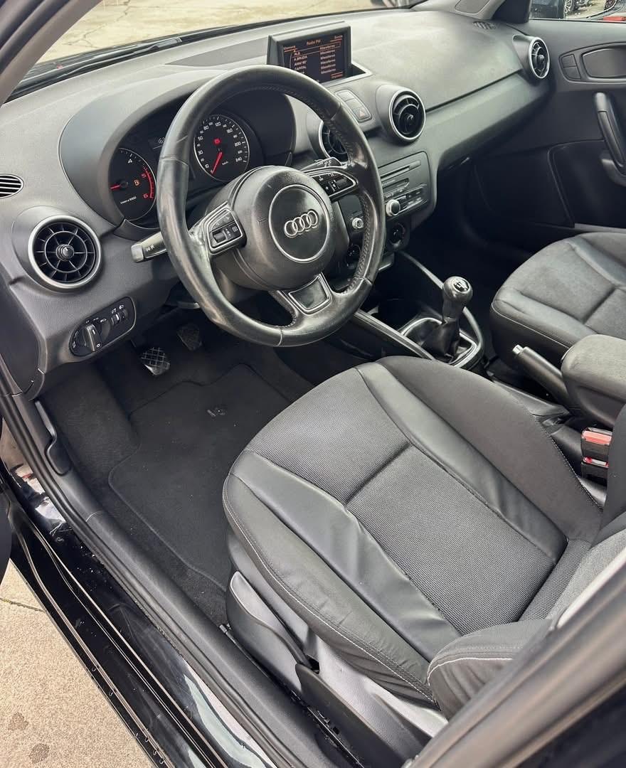 Audi A1 1.6 TDI 90CV SPORTBACK Admired