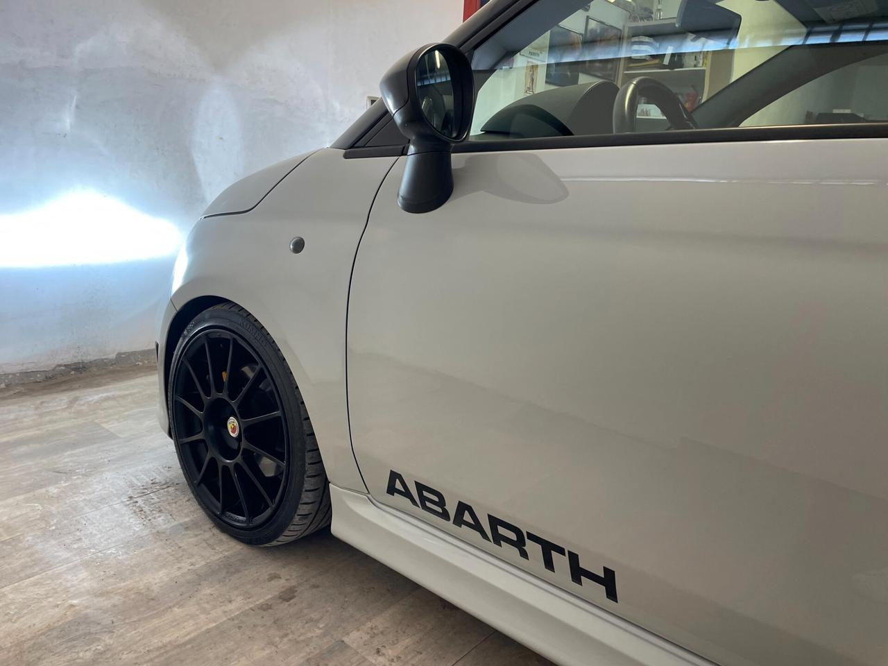 Abarth 595 1.4 Turbo T-Jet 140 CV Manuale DISTRIBUZIONE NUOVA