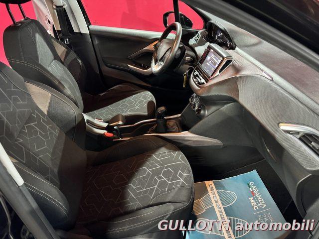 PEUGEOT 2008 1.6 e-HDi 92 CV Allure