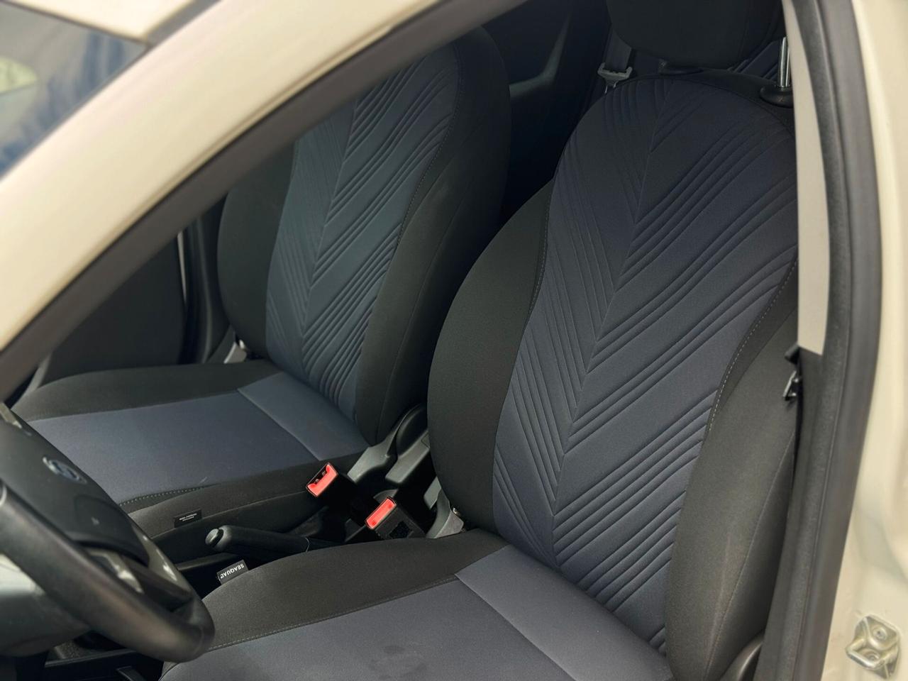 Lancia Ypsilon 1.0 FireFly 5 porte S&S Hybrid Gold