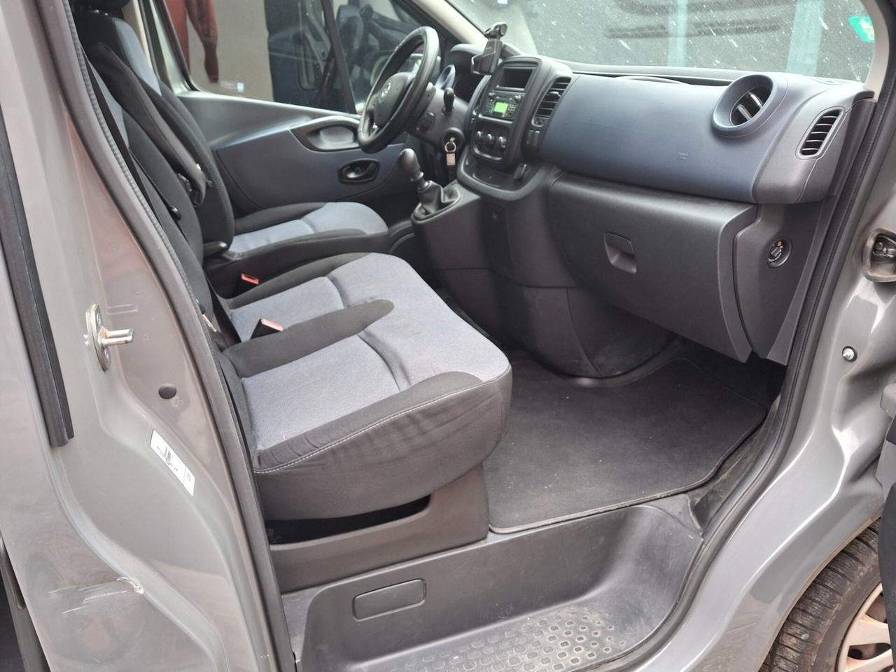 Opel Vivaro 1.6 BiTurbo 140CV 6POSTI AUTOCARRO!!!