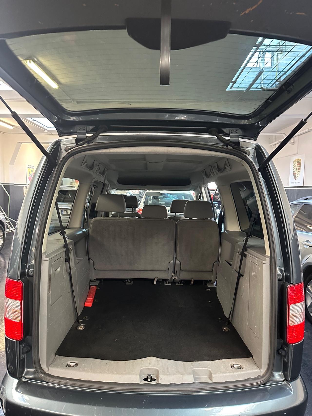 Volkswagen Caddy MAXI 7posti 2.0 Ecofuel 5p. Trendline Maxi