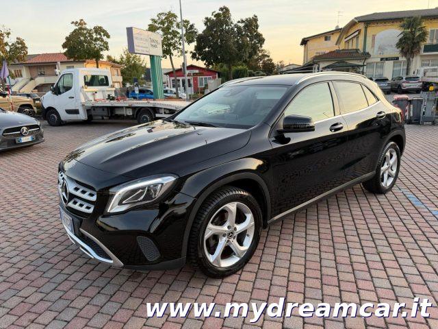 MERCEDES-BENZ GLA 200 d Automatic Sport
