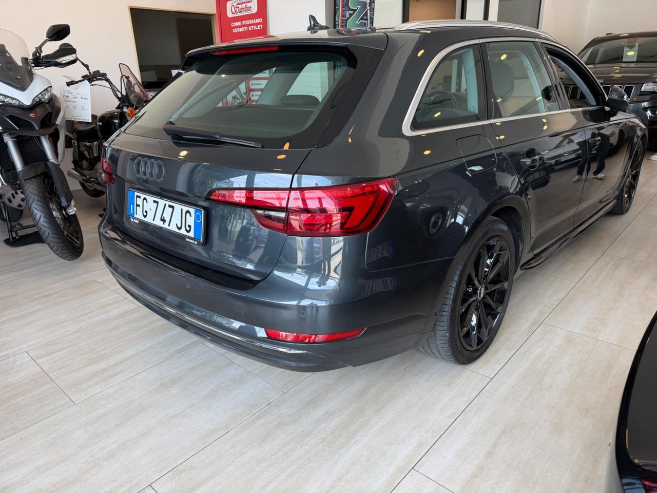 Audi A4 Avant 2.0 TDI 122 CV S tronic Sport