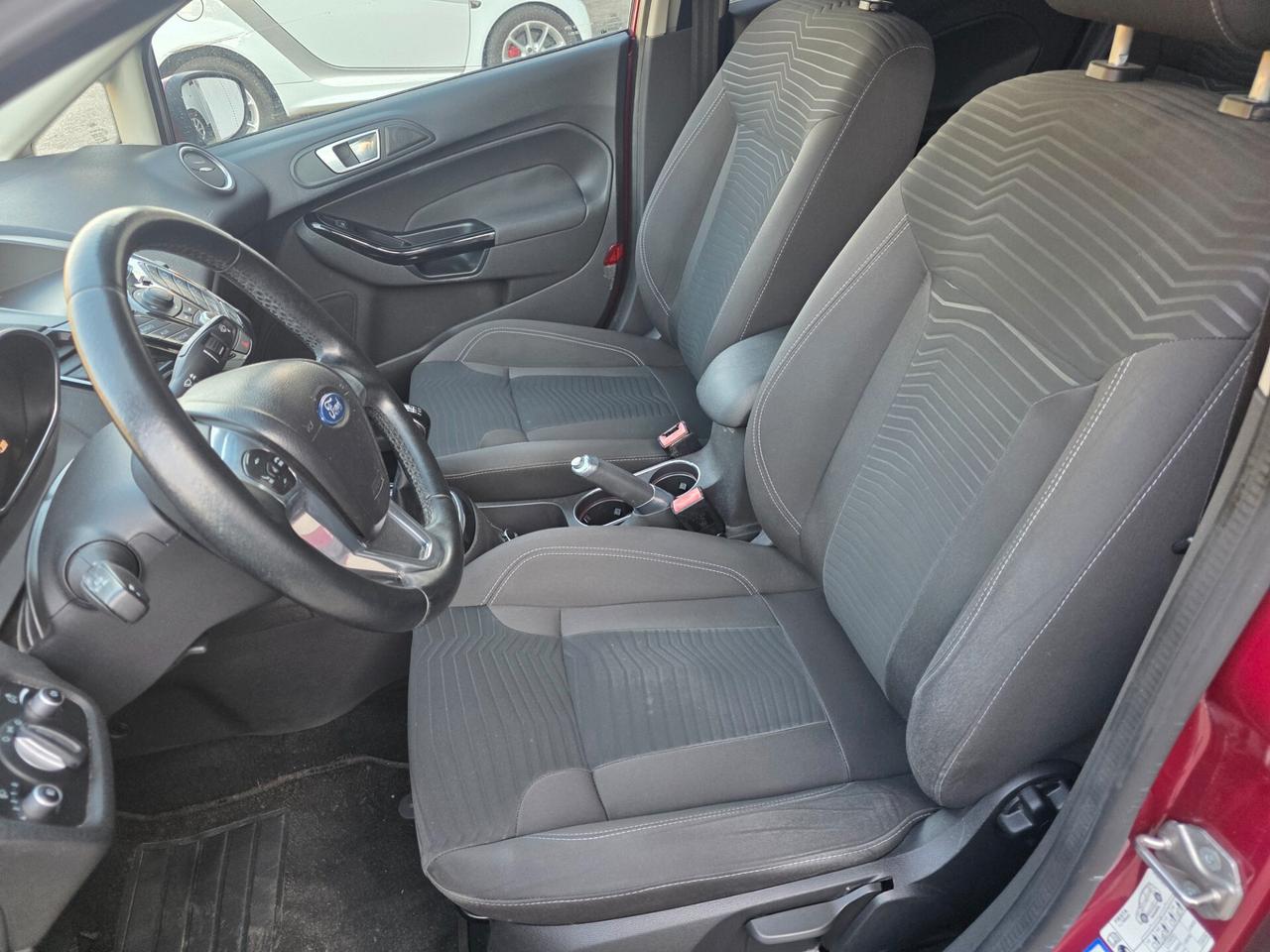 Ford Fiesta 1.5 TDCi 75CV 5 porte Titanium