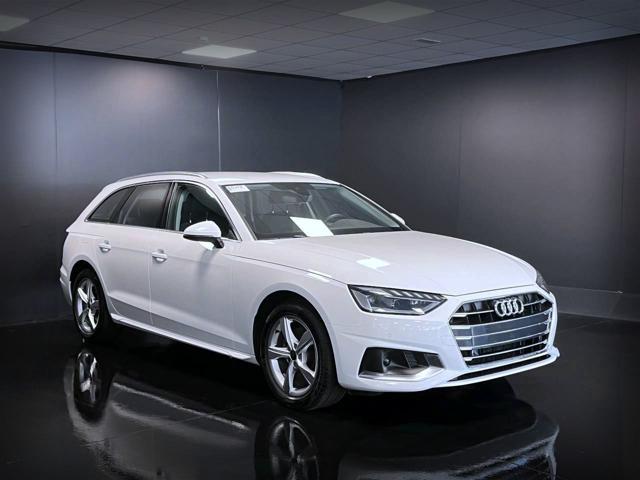 AUDI A4 Avant 30 TDI 136 CV S tronic Business Advanced