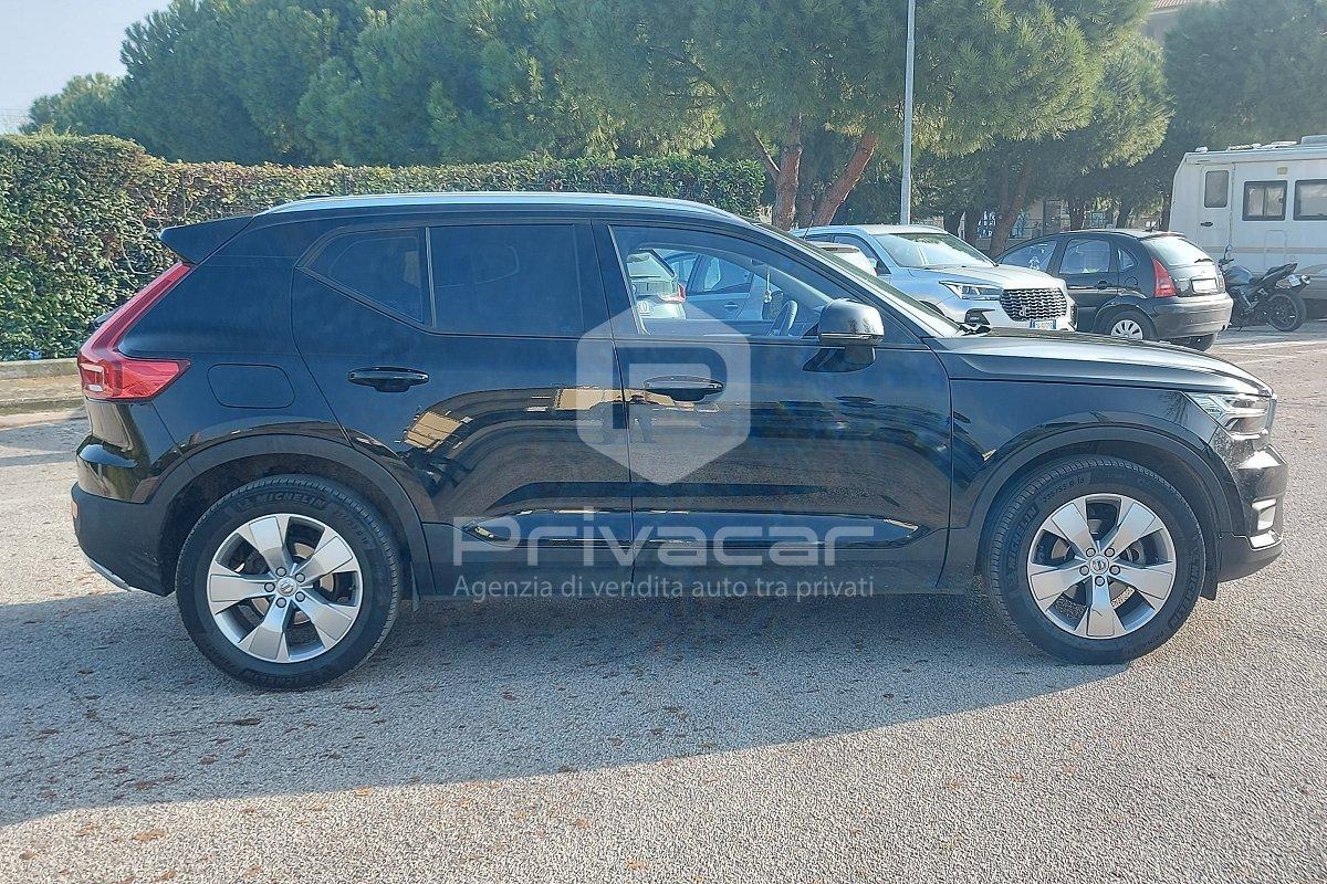 VOLVO XC40 D3 Geartronic Momentum