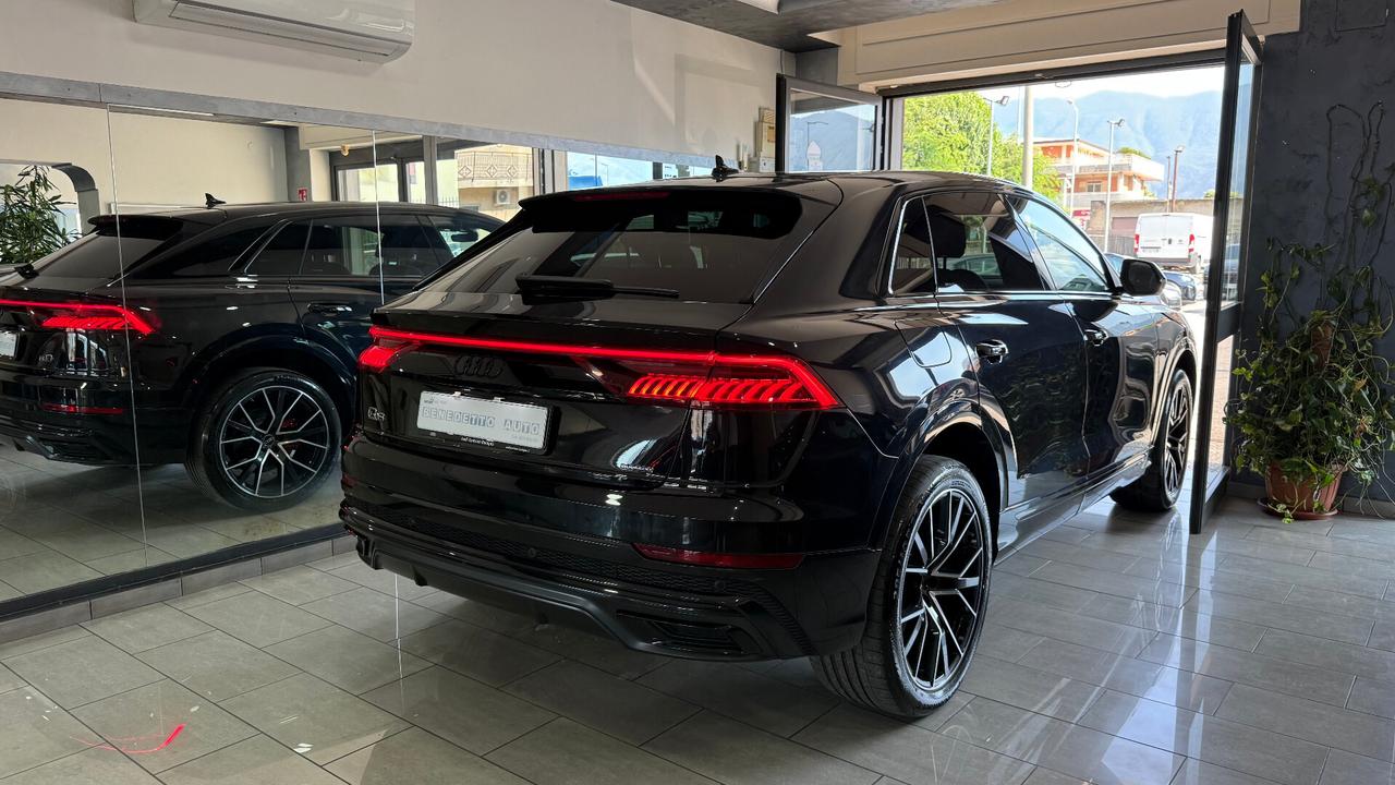 Audi Q8 50 TDI 286 CV quattro S LINE