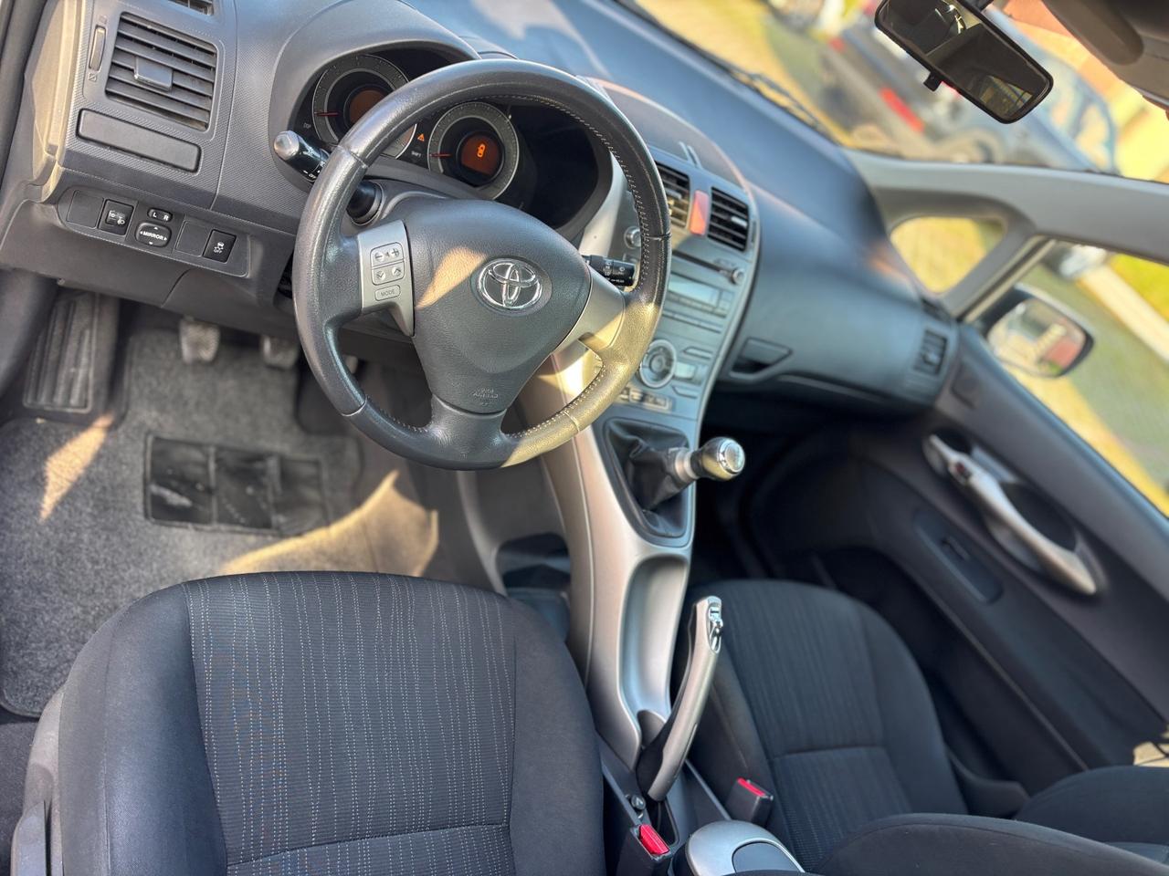 Toyota Auris 1.4 5 porte Sol