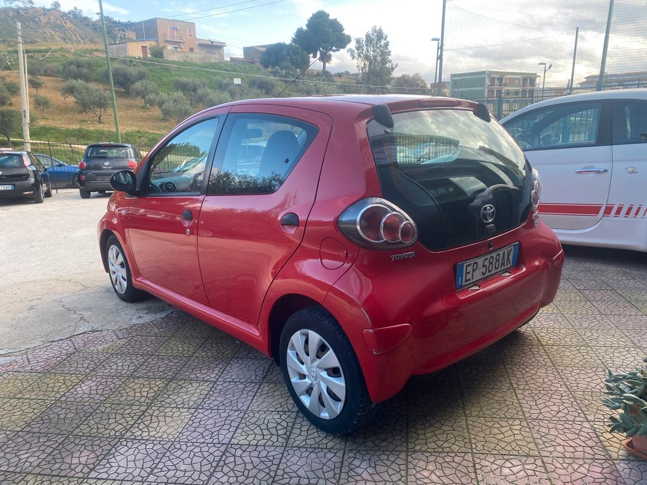 Toyota Aygo 1.0 70cv