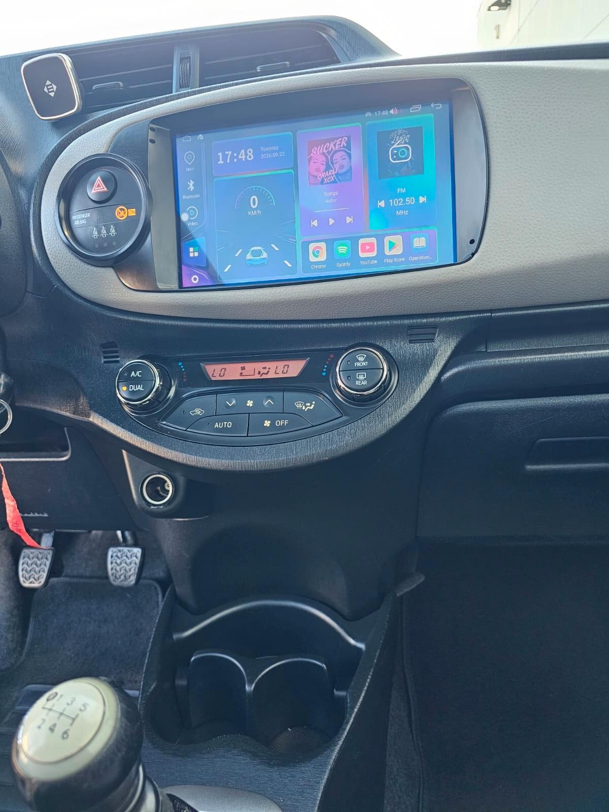 Toyota Yaris 1.3 benzina