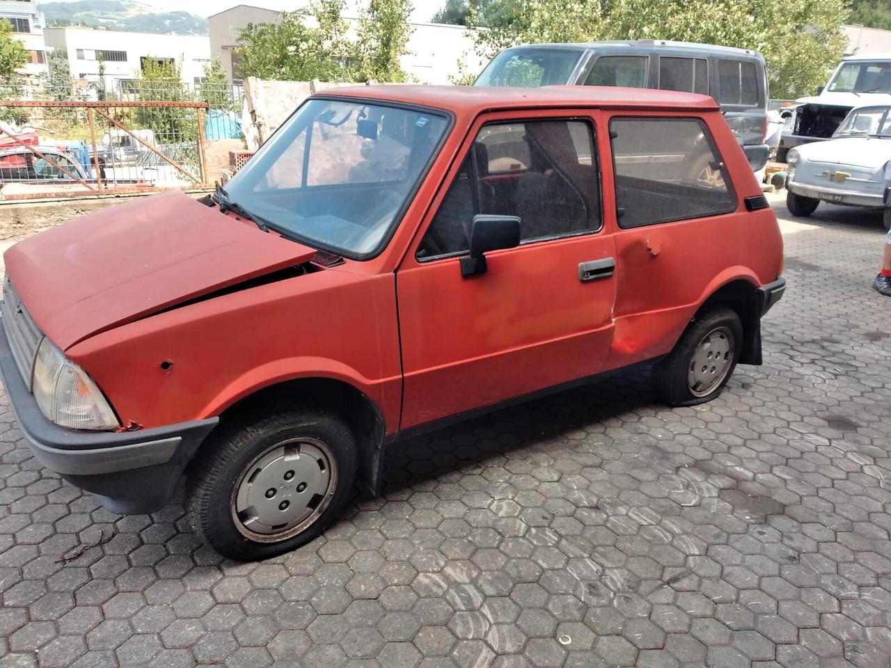 AUTO E PEZZI DI RICAMBIO Innocenti Mini 90