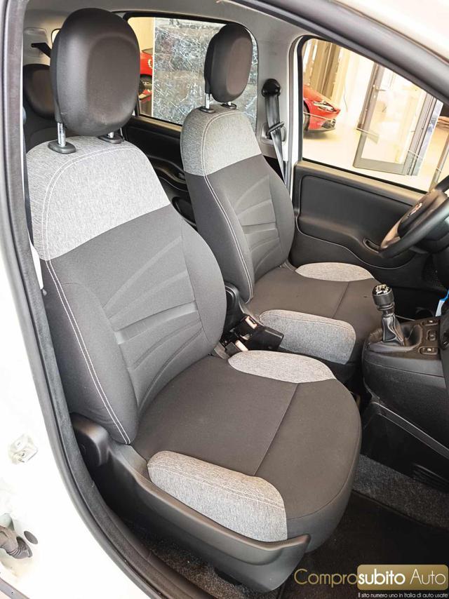 FIAT Panda 1.0 FireFly S&S Hybrid Garmin