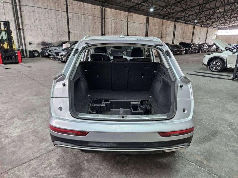 Audi Q5 40 2.0 tdi mhev 12V quattro s-tronic - START - FURTO PARZIALE