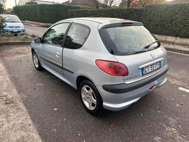 PEUGEOT 206 1.4 HDi 3p. XT