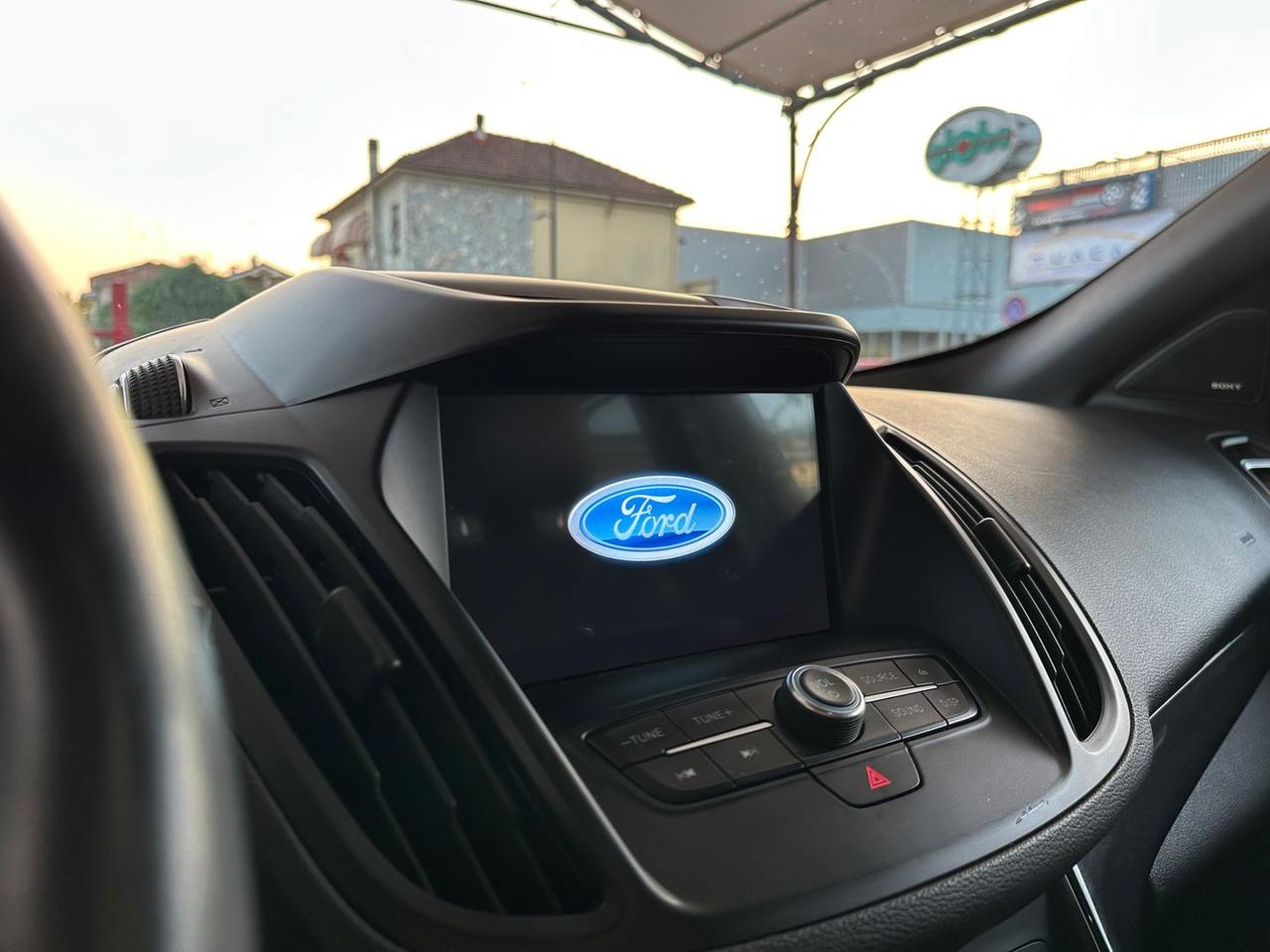 Ford Kuga ST Line 1.5 TDCi #7352