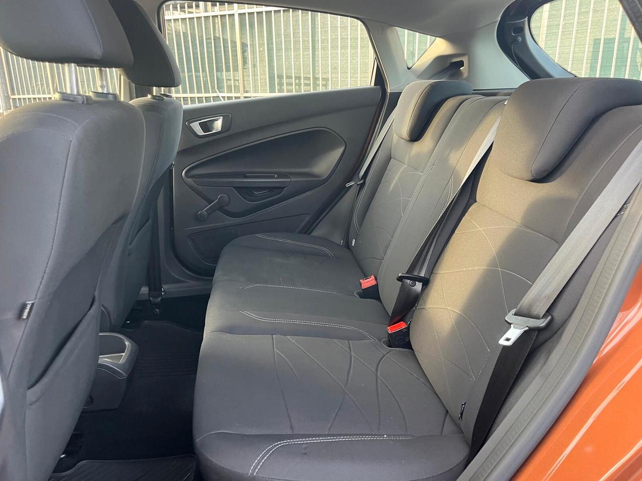 Ford Fiesta 1.0 benz SOLO 69.000KM