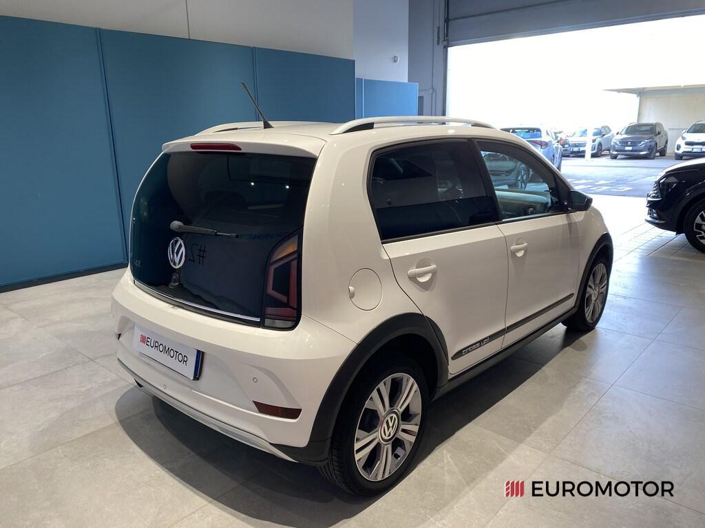 Volkswagen up! 1.0 Cross !